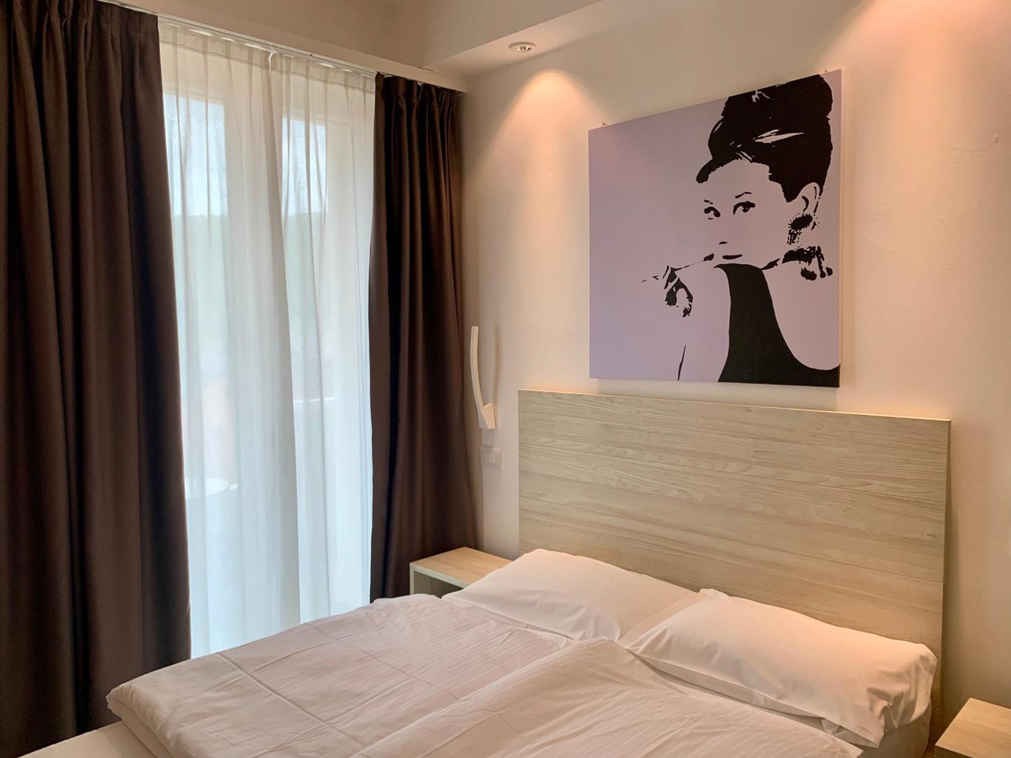Hotel Italia Гарда Екстериор снимка